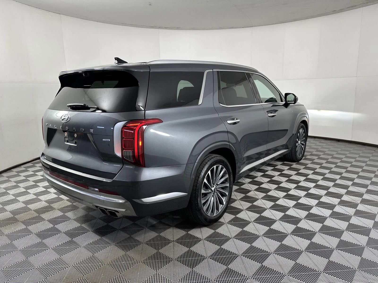 Used 2024 Steel Graphite Hyundai Calligraphy image 34