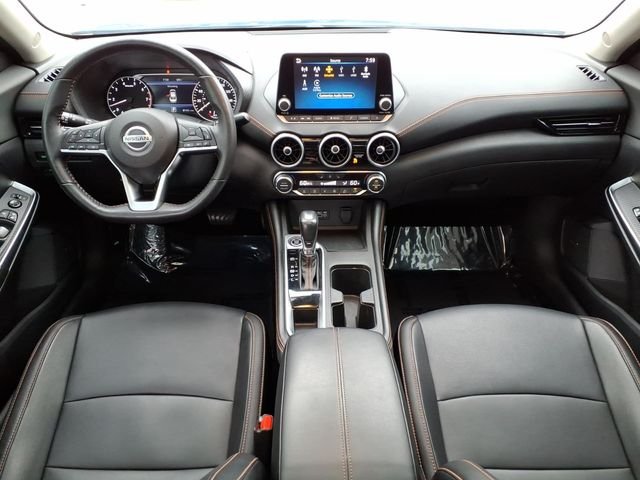 Used 2022 Blue Nissan SR image 4