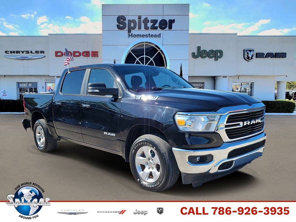 2019 RAM 1500 Big Horn/Lone Star 4x4 Crew Cab 5'7's photo