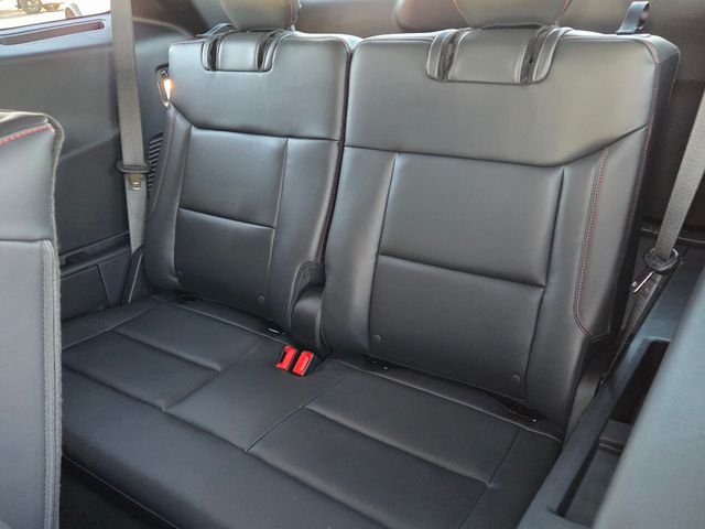 New 2026 Carbonized Gray Metallic Ford ST-Line image 16