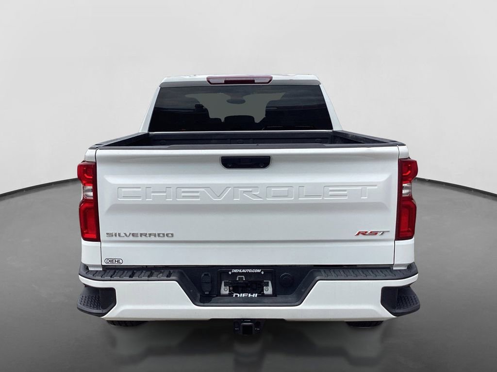 Used 2023 Summit White Chevrolet RST image 6