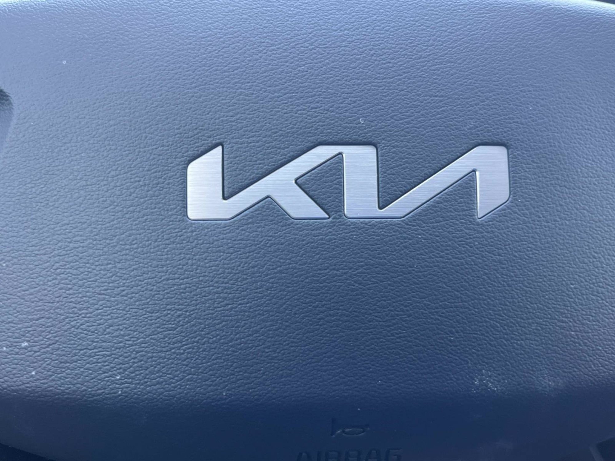 New 2026 Mineral Blue Kia EX image 28