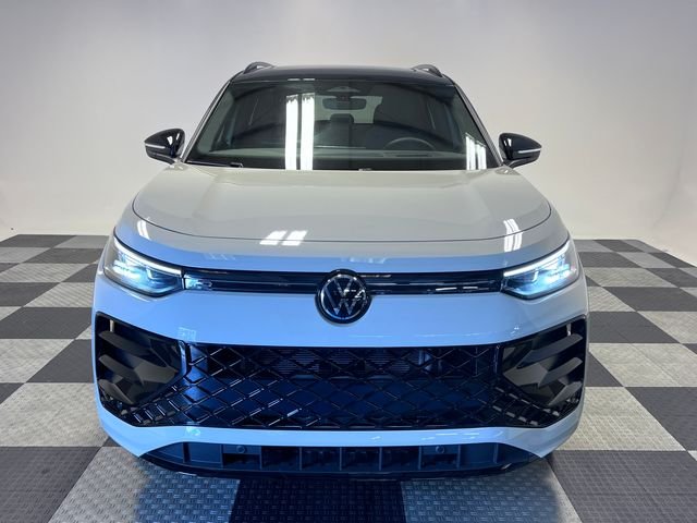 New 2026 Beige Volkswagen 2.0T SE R-Line Black image 2