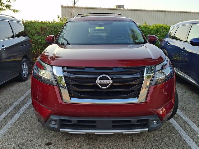 2022 Nissan Pathfinder Platinum