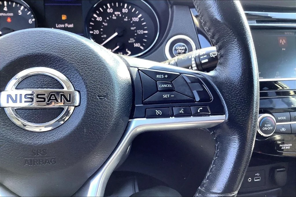Used 2020 Gray Nissan SV image 19