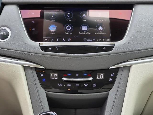 Used 2024 Crystal White Tri-Coat Cadillac Premium Luxury image 9