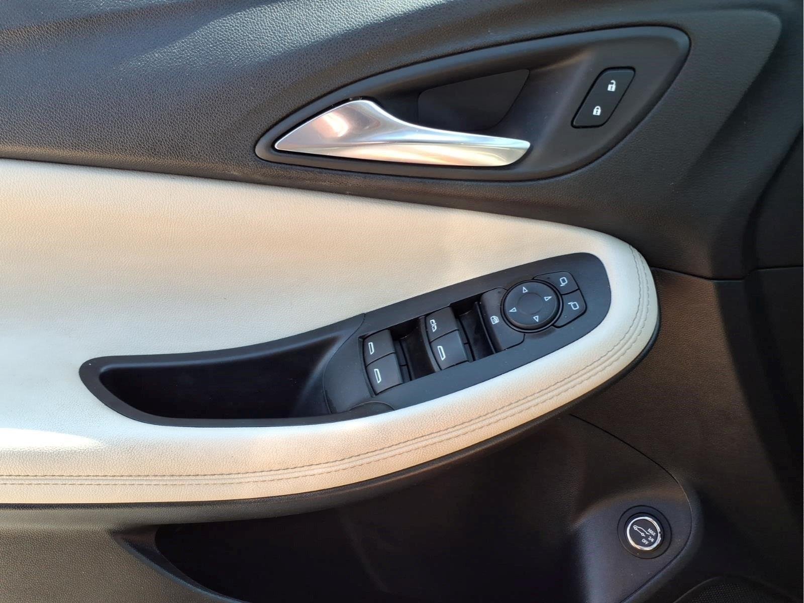 Used 2024 Ebony Twilight Metallic Buick Sport Touring image 18