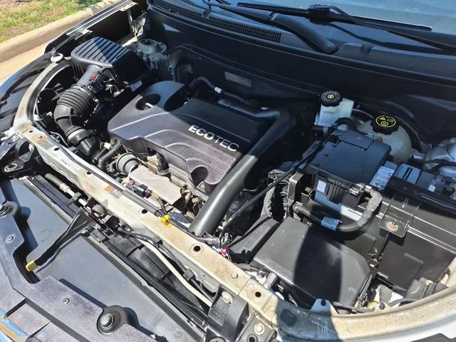 Used 2018 Silver Chevrolet LT image 32
