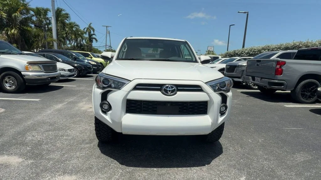 Used 2023 White Toyota SR5 Premium image 3