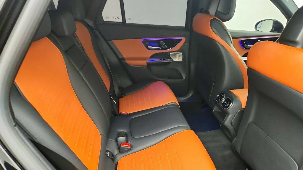 Used 2023 Black Mercedes-Benz GLC 300 4MATIC SUV w/ AMG® Line & Exclusive Trim Pkg image 21