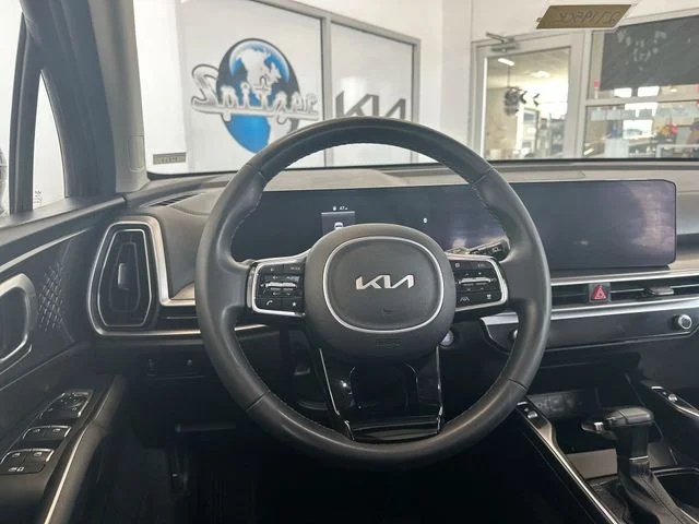 Used 2024 Red Kia S image 13