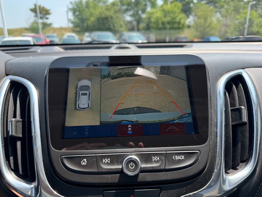 Used 2018 Summit White Chevrolet Premier image 31