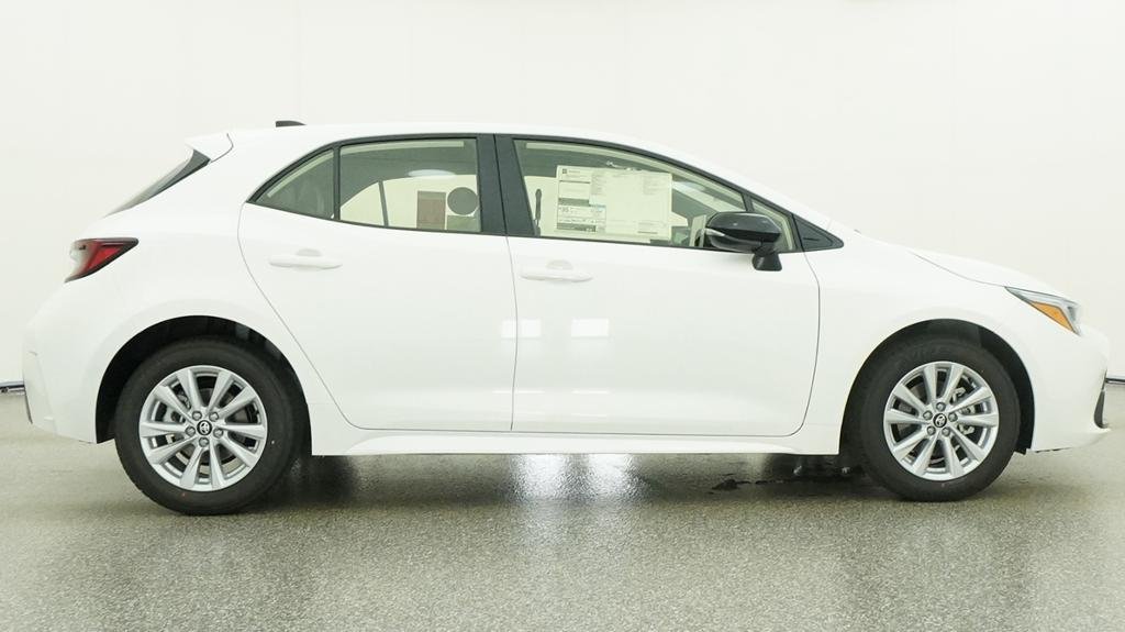 New 2027 Ice Cap Toyota SE image 57
