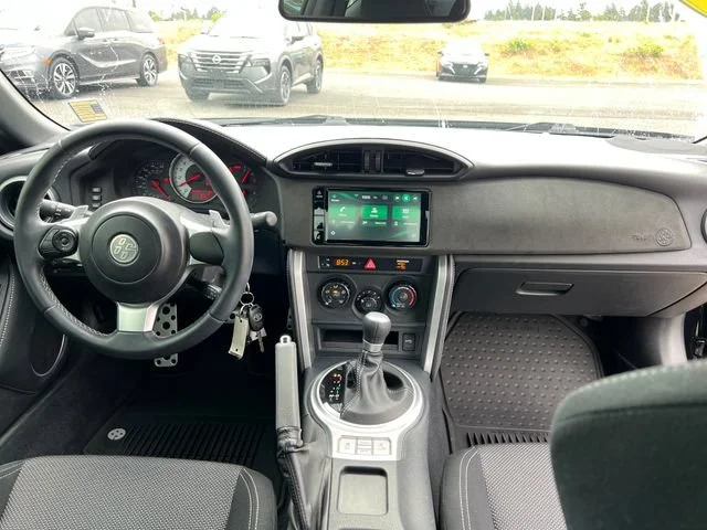 Used 2020 Raven Toyota Base image 11