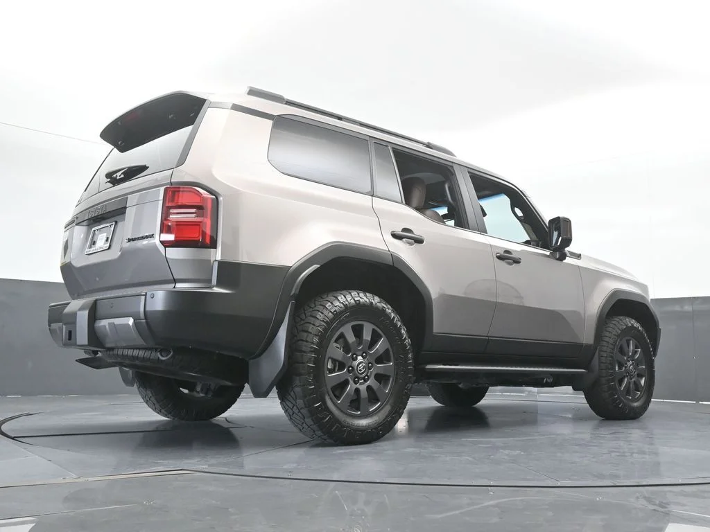Used 2025 Meteor Toyota Base image 63