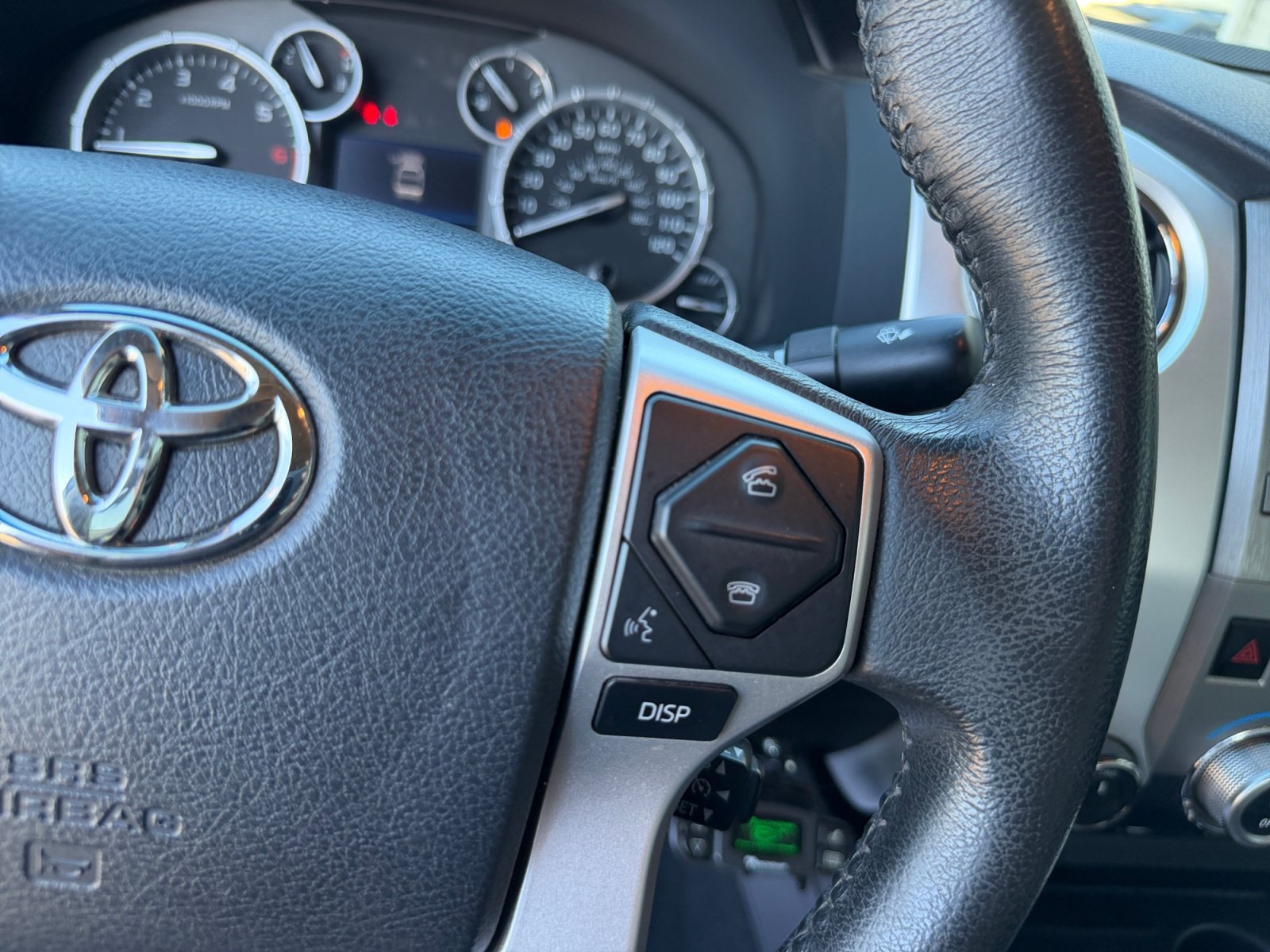 Used 2014 Sunset Bronze Mica Toyota LTD image 25