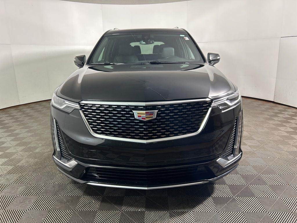 Used 2024 Black Metallic Cadillac Luxury image 13