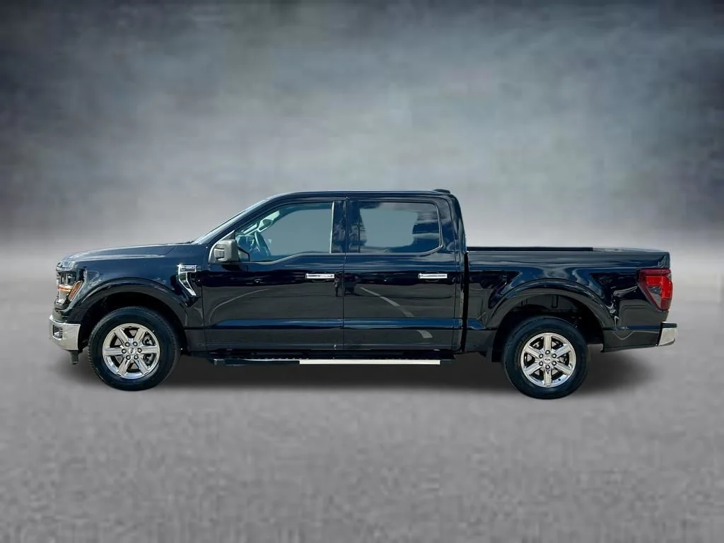Used 2025 Black Ford XLT image 9