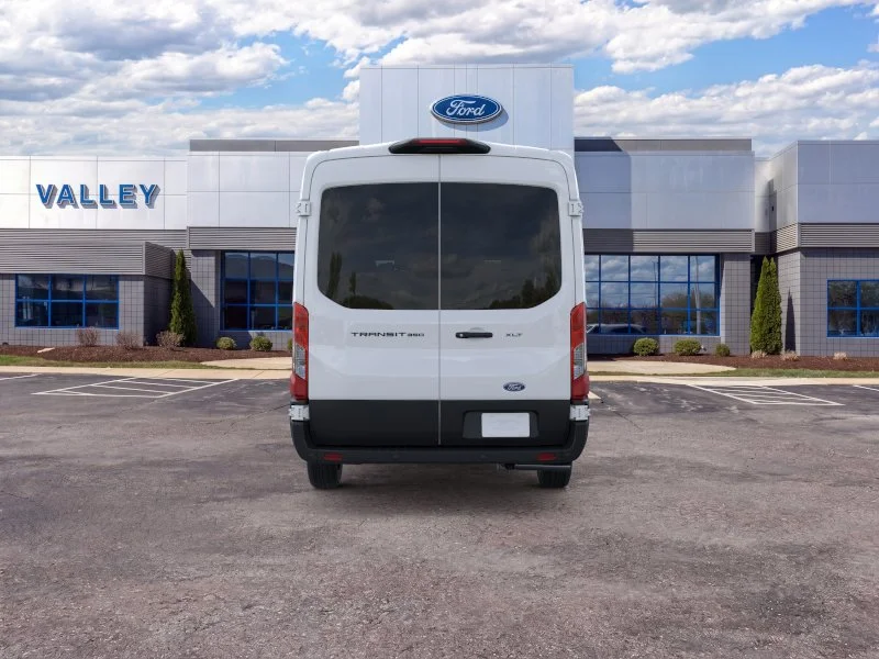 New 2026 Oxford White Ford Passenger Van XLT image 39