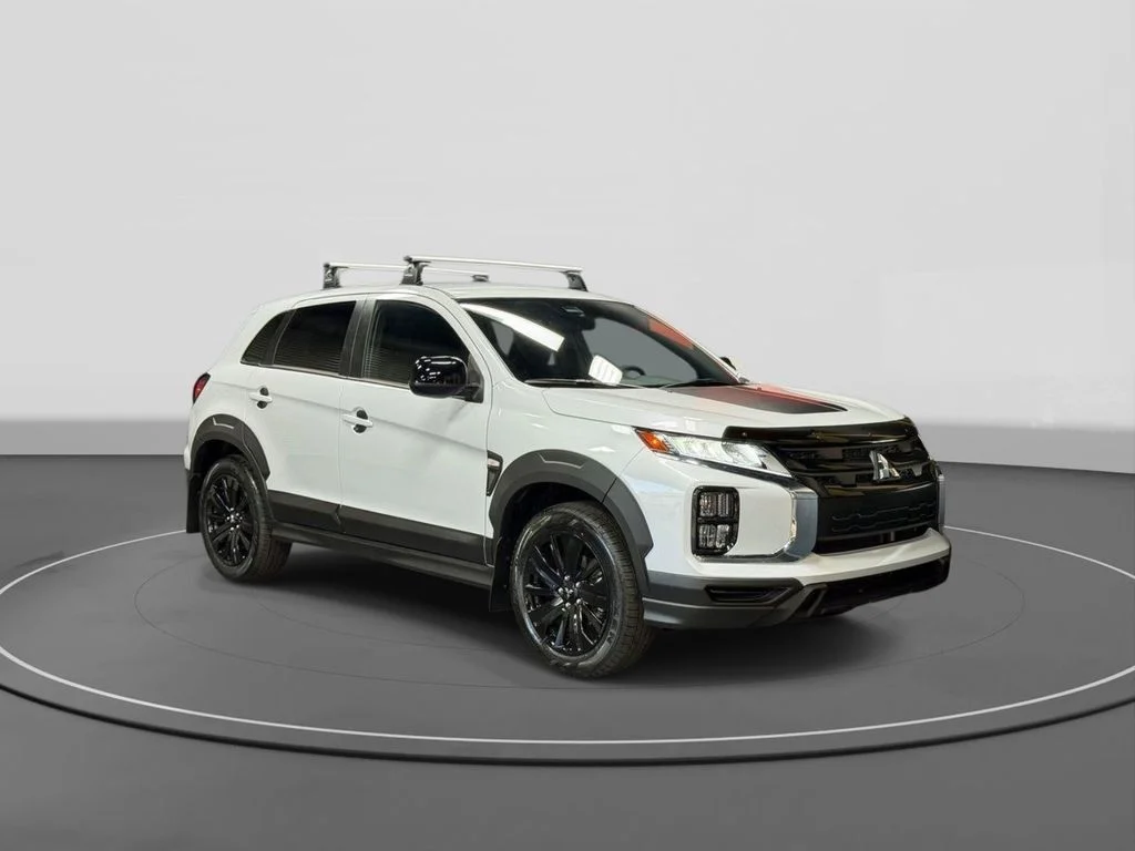 New 2026 White Diamond Mitsubishi Trail Edition image 4
