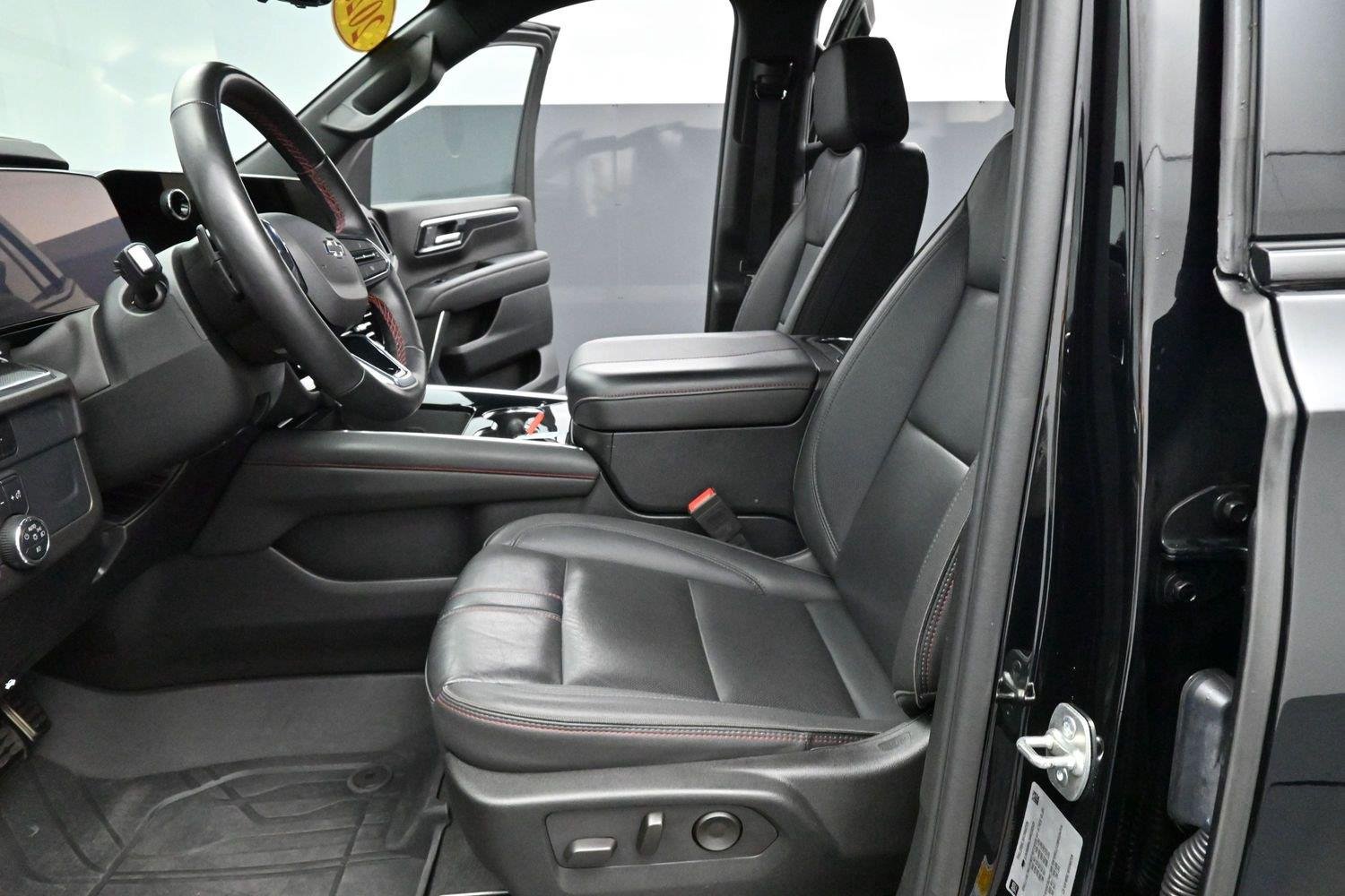 Used 2025 Black Chevrolet RST image 15