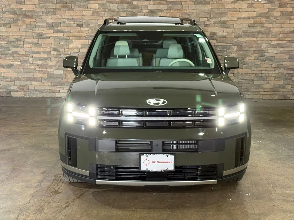 Used 2026 Green Hyundai Limited image 2