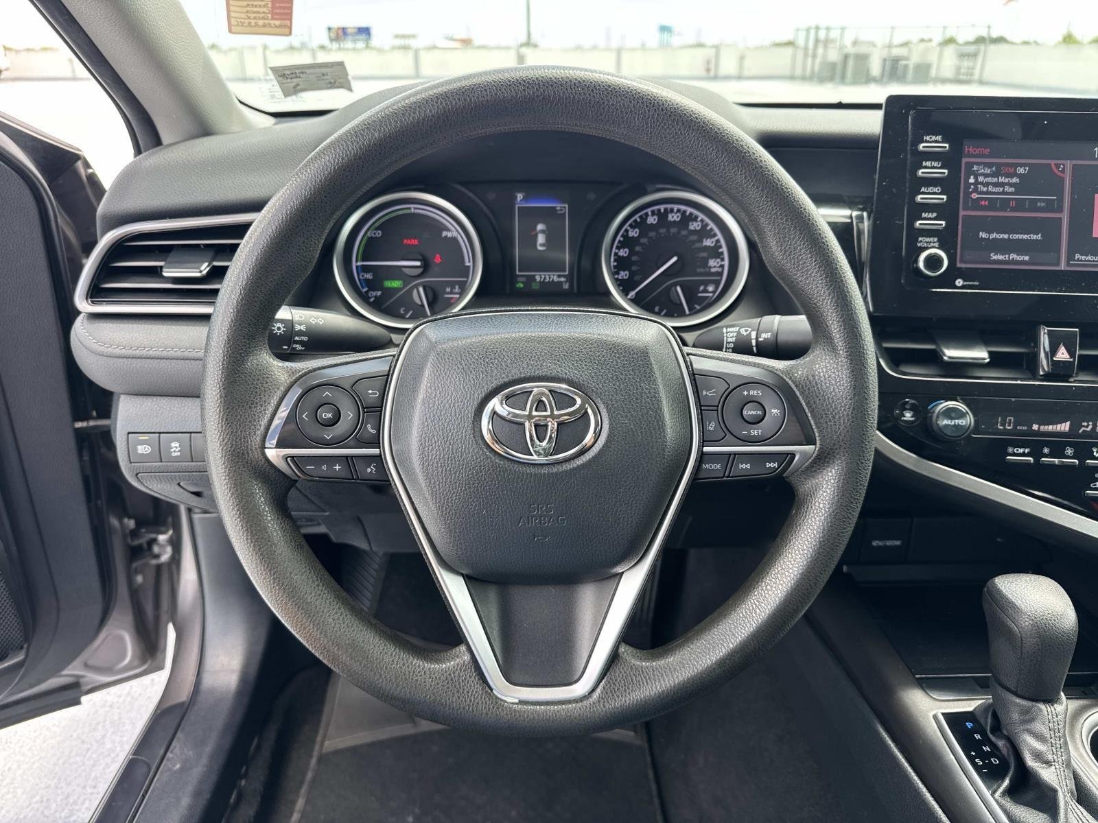 2021 Toyota Camry LE - Photo 21