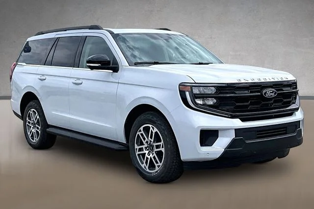 New 2026 Silver Ford Active image 2