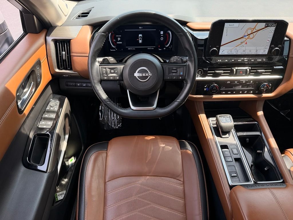 Used 2024 Gray Nissan Platinum image 19