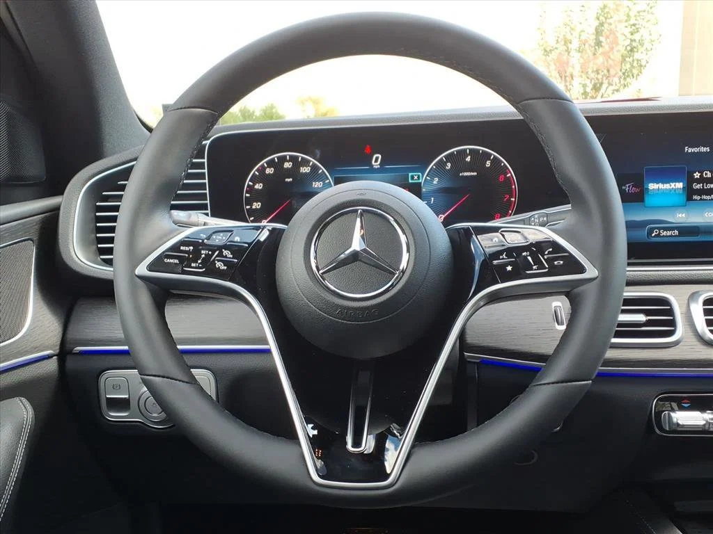 2025 Mercedes-Benz GLE GLE450 - Photo 39