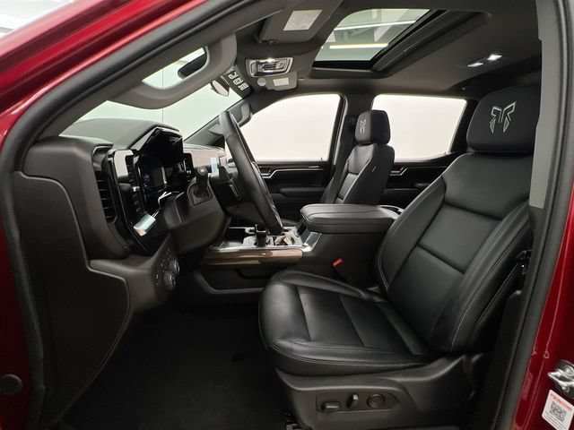 Certified Used 2025 Radiant Red Tintcoat Chevrolet RST image 9