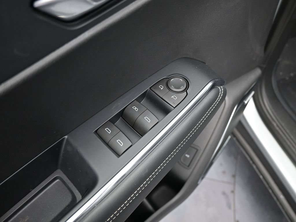 2026 GMC Acadia Elevation - Photo 13