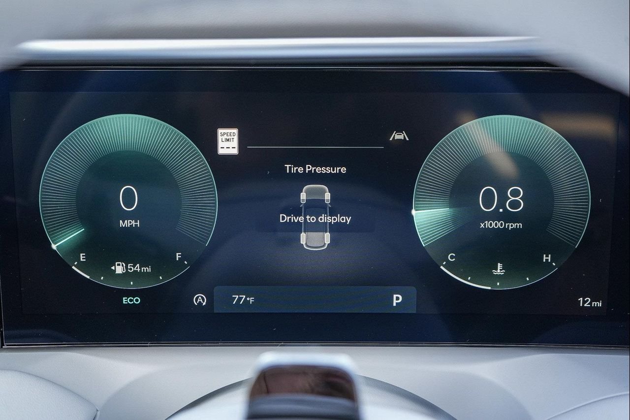 New 2026 Gray Hyundai SEL Premium image 52