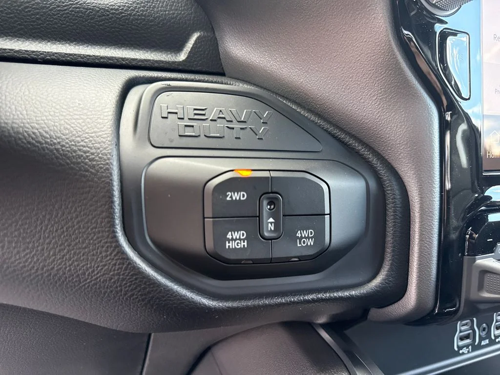 New 2026 Ceramic Gray Clear-Coat Exterior Paint RAM LARAMIE image 27
