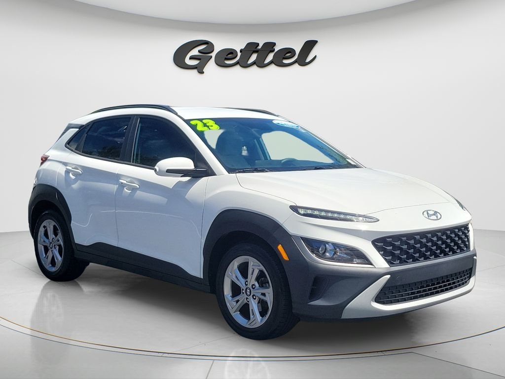 Certified Used 2023 White Hyundai SEL image 3