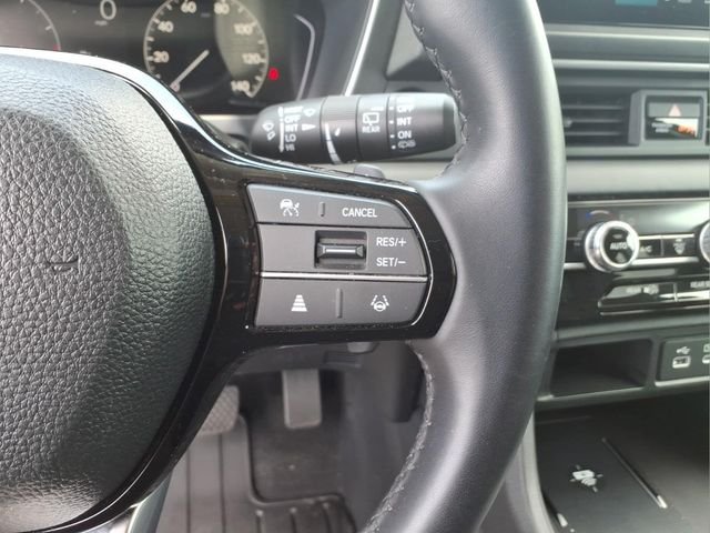 Used 2025 Red Honda EX-L image 27