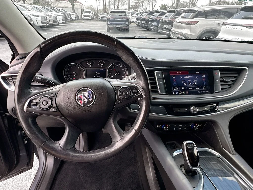 Used 2020  Buick Essence image 11