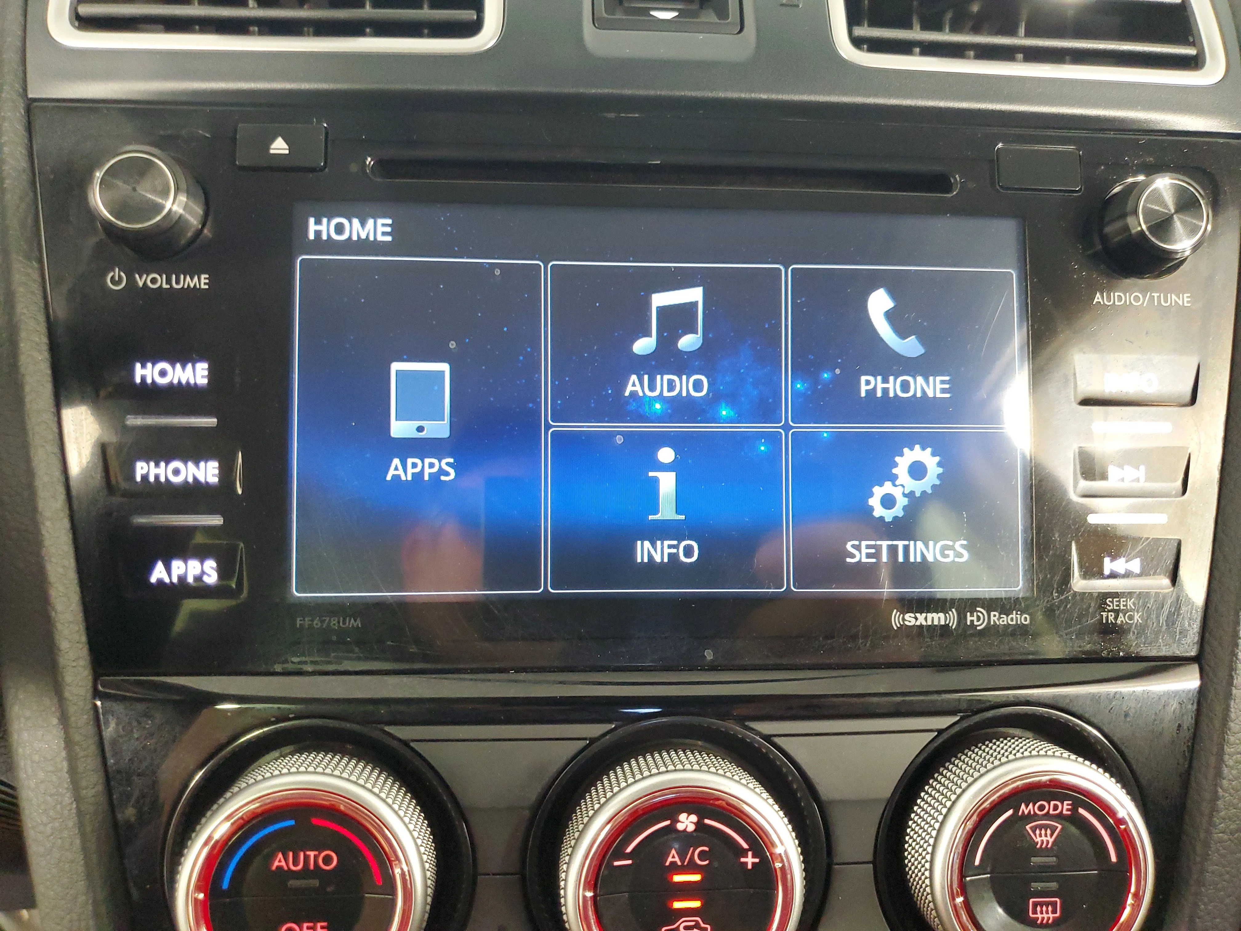 Used 2017 Crystal Black Silica Subaru Premium image 20