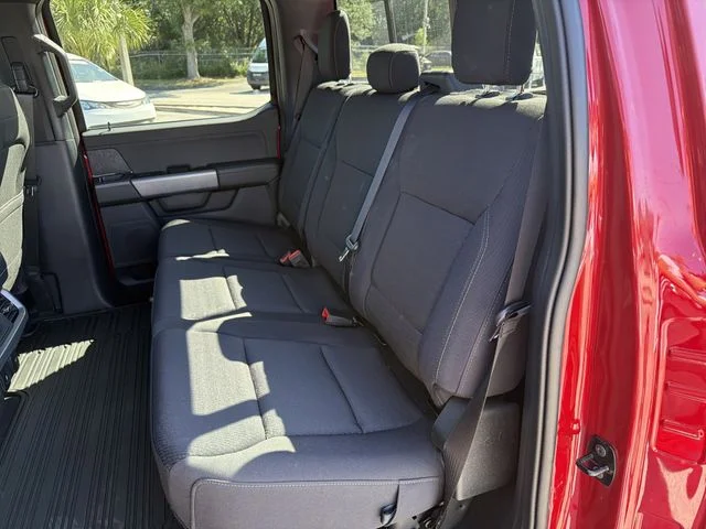Used 2025 Red Ford XLT image 18