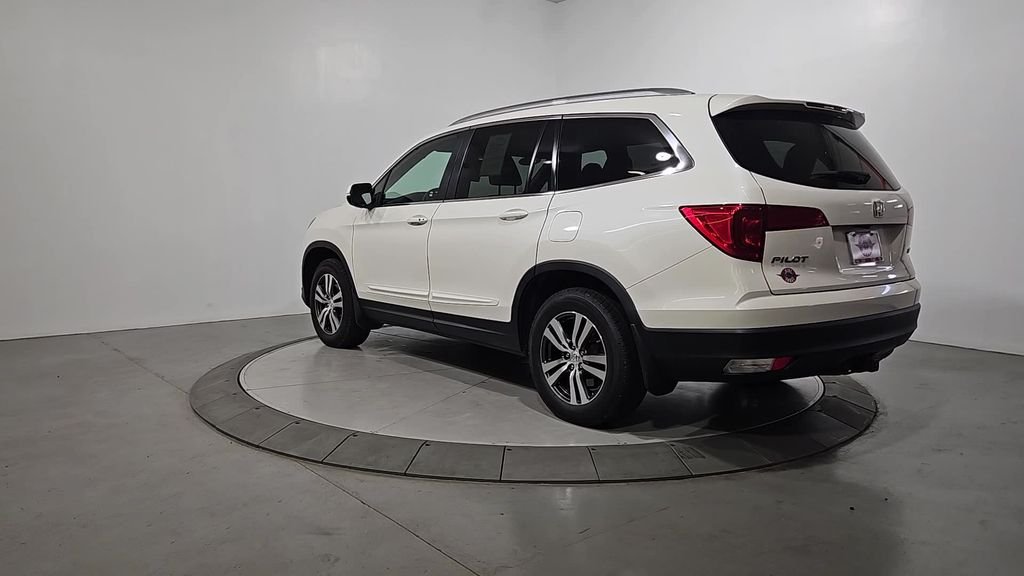 Used 2017 White Honda EX-L image 3