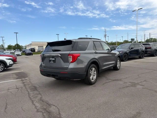 2021 Ford Explorer XLT - Photo 9