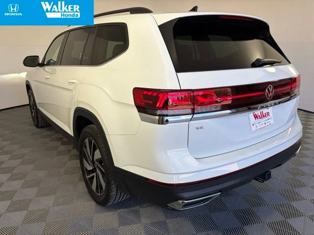 Used 2025 Pure White Volkswagen 2.0T SE w/Technology image 5