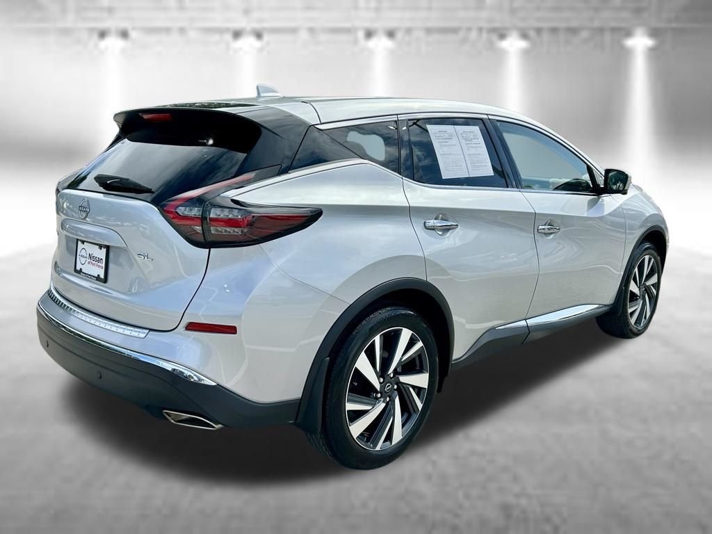 Used 2024 Silver Nissan SL image 6