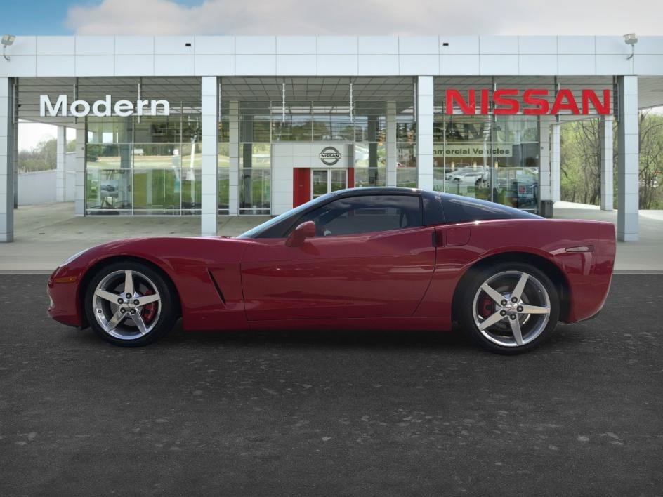 Used 2005 Victory Red Chevrolet Base image 2