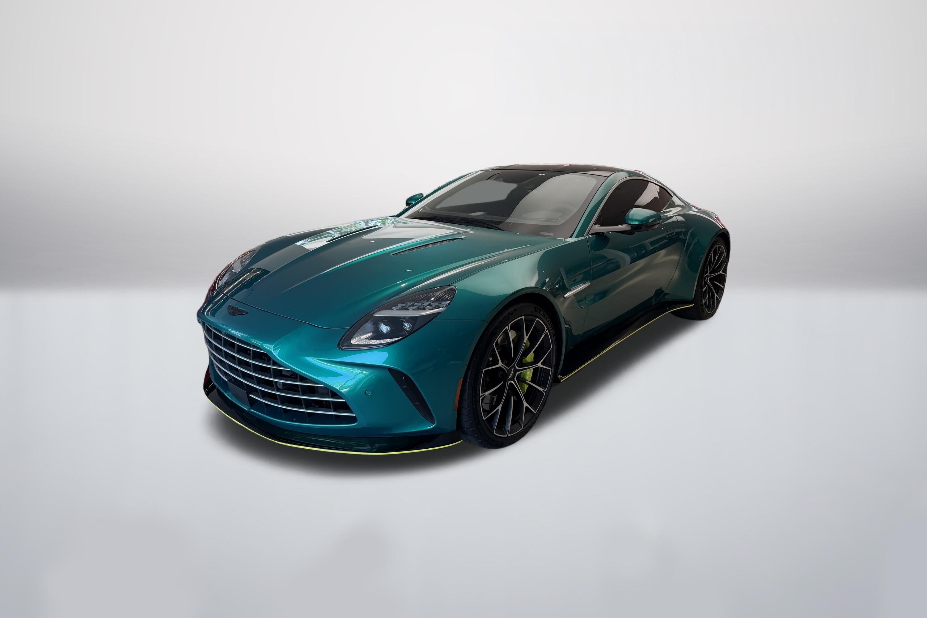 2026 Aston Martin Vantage's photo