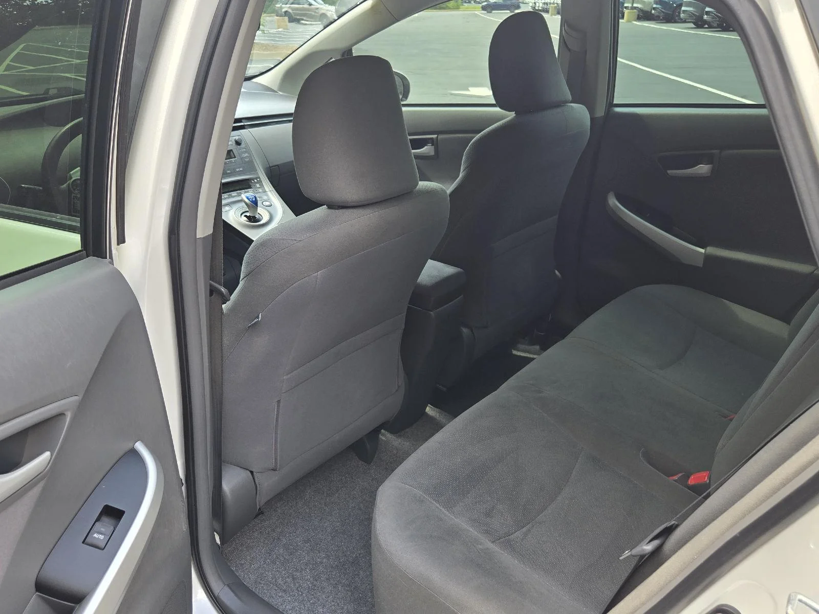 Used 2011 Blizzard Pearl Toyota II image 22