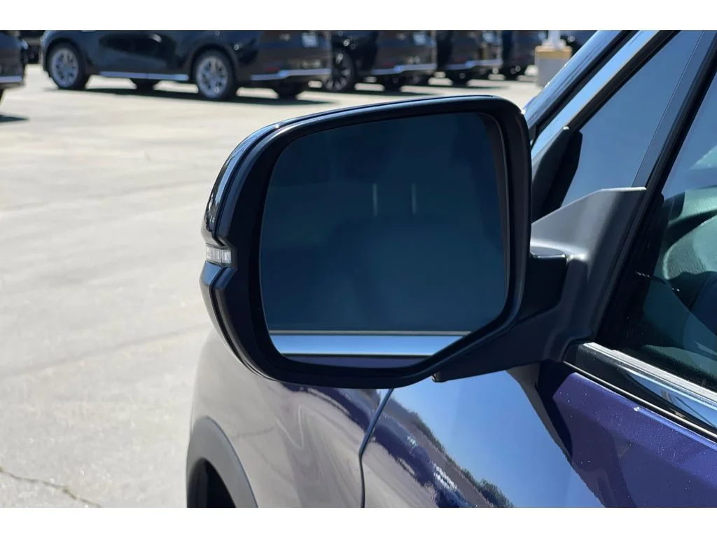 Used 2022 Obsidian Blue Pearl Honda EX-L image 11