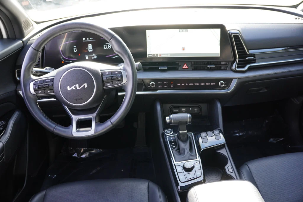 Certified Used 2024 Glacial White Pearl Kia X-Line image 19