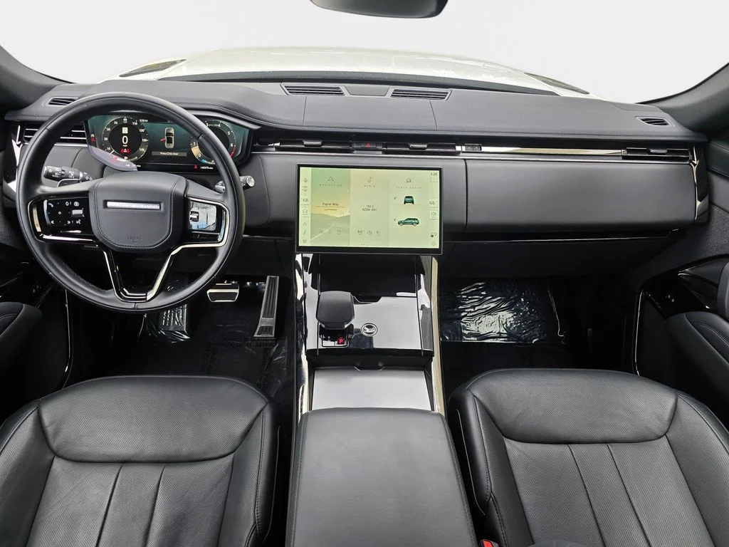 Certified Used 2024 White Land Rover Dynamic SE image 9