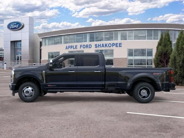 New 2026 Black Ford Platinum image 3